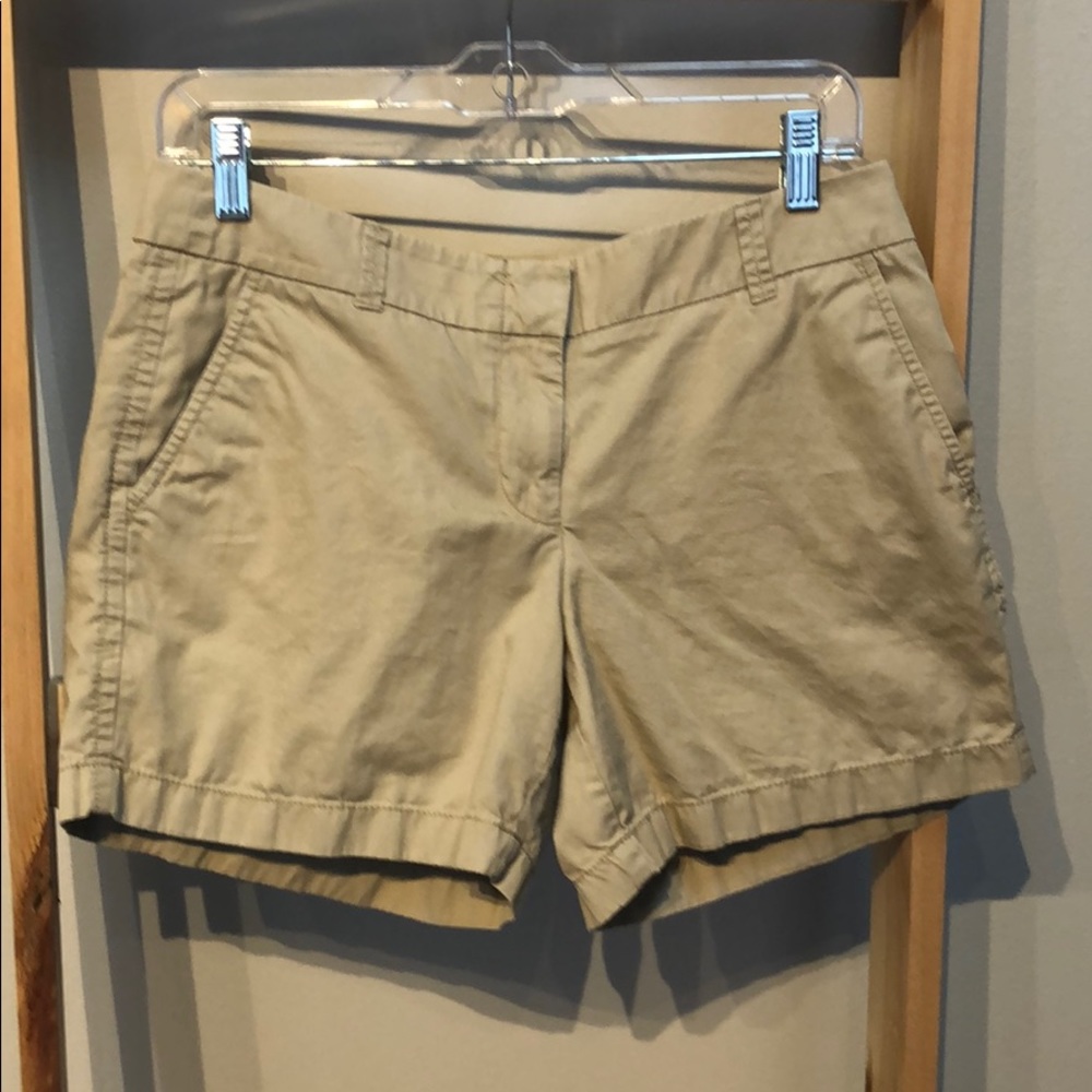 JCREW kaki shorts  🩳